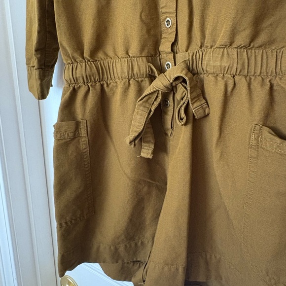 Old Navy brown Romper - Picture 4 of 6